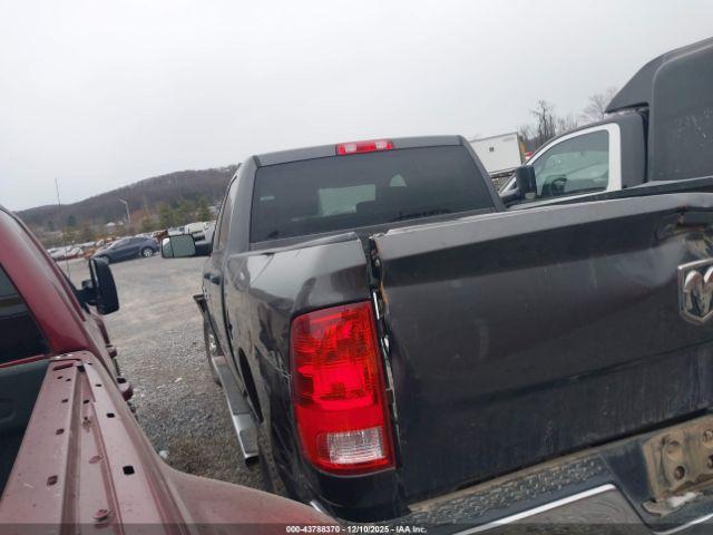 Ram 3500 Tradesman  4x4 6'4 Box Image 14