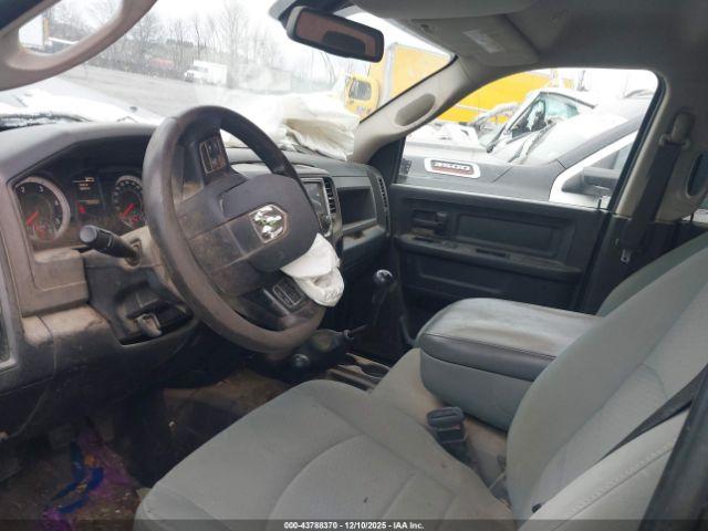 Ram 3500 Tradesman  4x4 6'4 Box Image 4