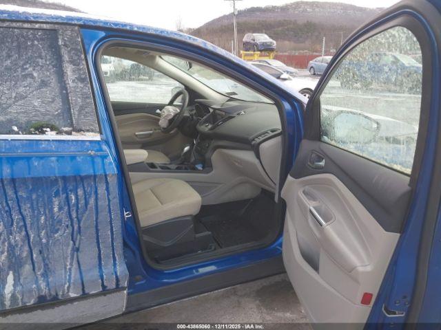 Ford Escape Se Image 3