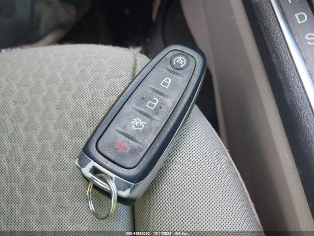 Ford Escape Se Image 10