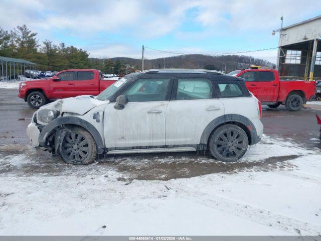 MINI Countryman Cooper S Image 14
