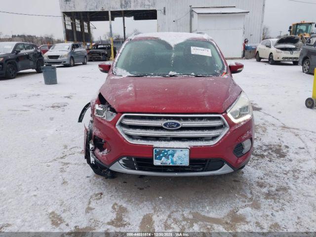 Ford Escape Titanium Image 3