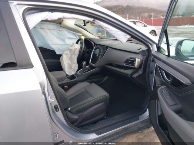 Subaru Outback Onyx Edition Image 3