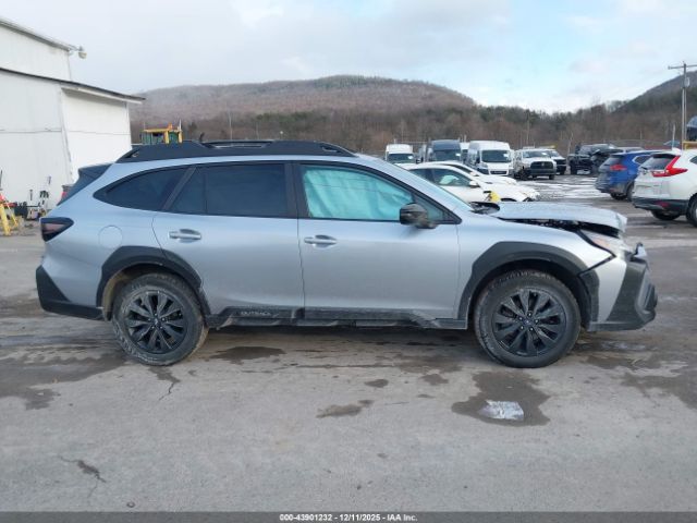 Subaru Outback Onyx Edition Image 10