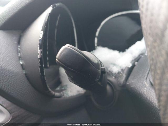 Hyundai SANTA FE Sport 2.0t Image 9