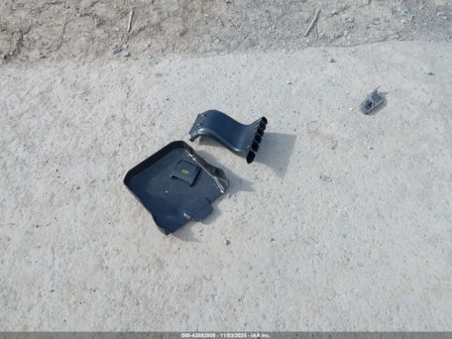 Ford Escape Titanium Image 4