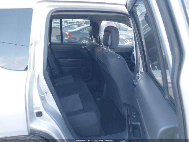Jeep Compass Sport Image 3