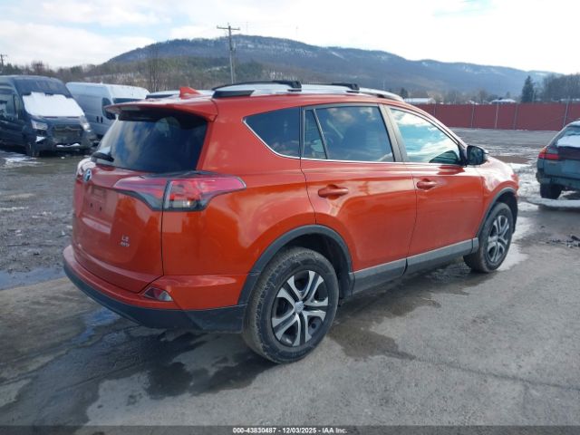 Toyota RAV4 Le Image 11