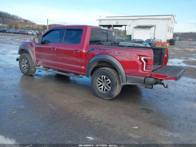 Ford F-150 Raptor Image 11