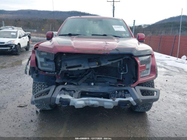 Ford F-150 Raptor Image 4