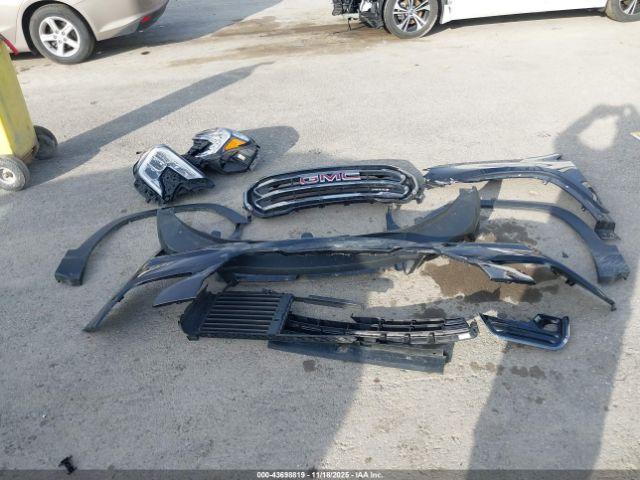 GMC Terrain Awd At4 Image 13