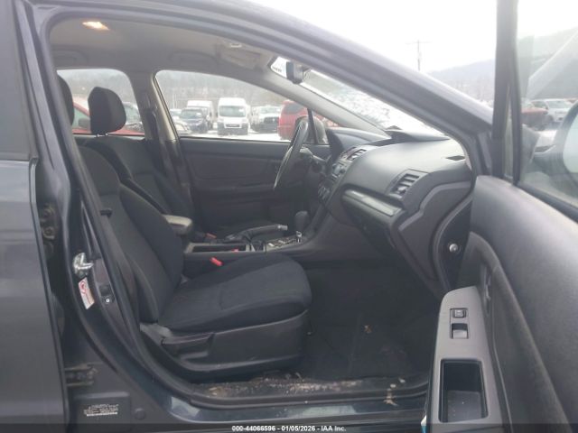 Subaru Impreza 2.0i Image 11