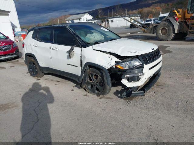  Salvage Jeep Compass