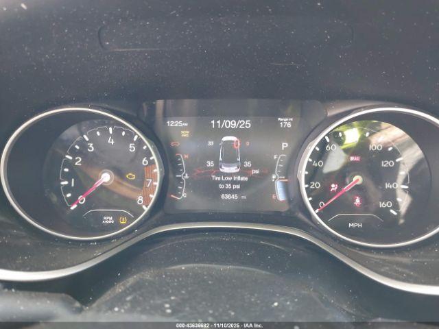 Jeep Compass Altitude 4x4 Image 10